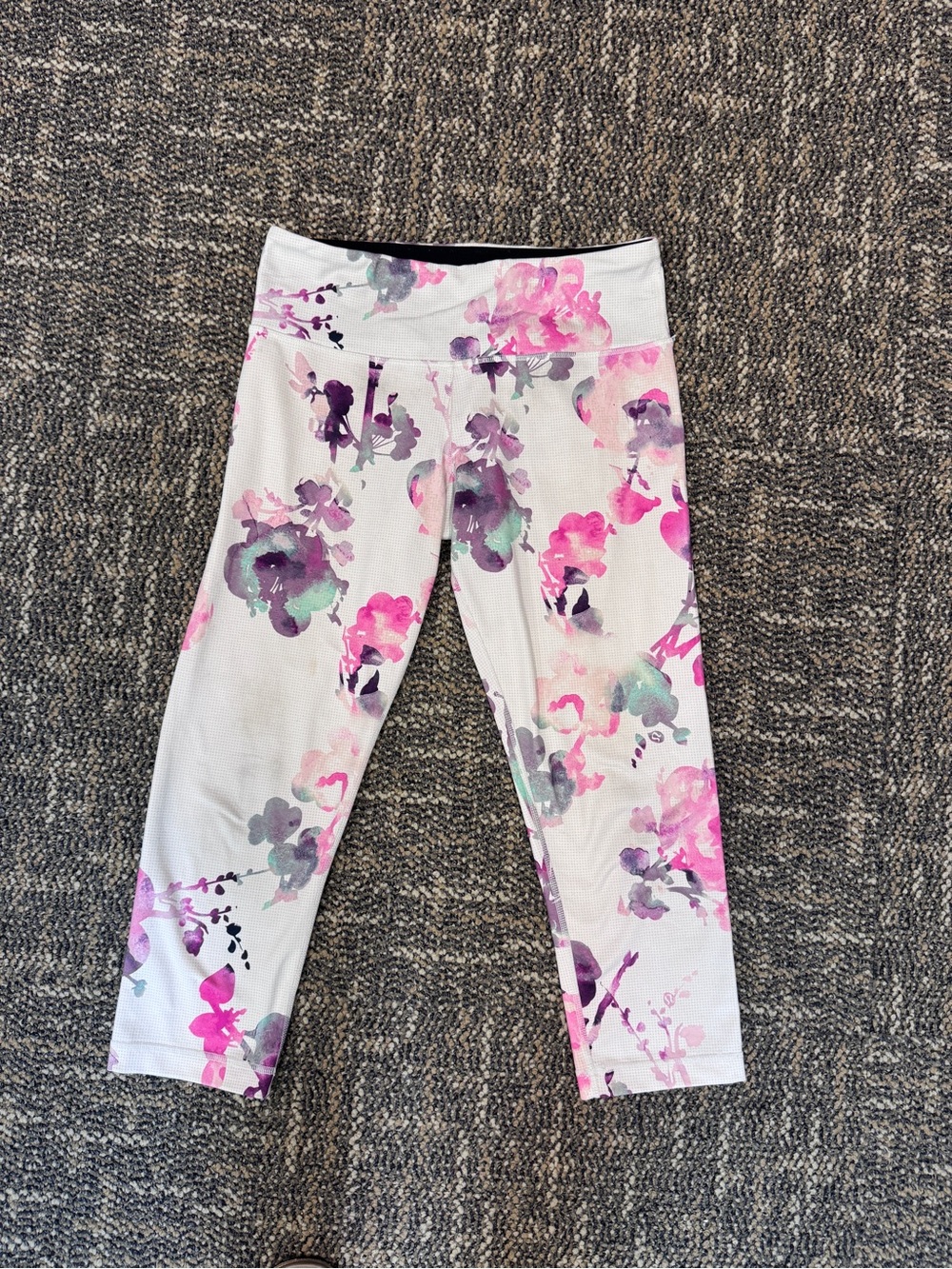 Lululemon Wunder Under Crop 6 In Flight Floral Multi Pink Purple White Yoga